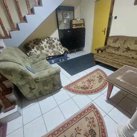 Rozsas Motel